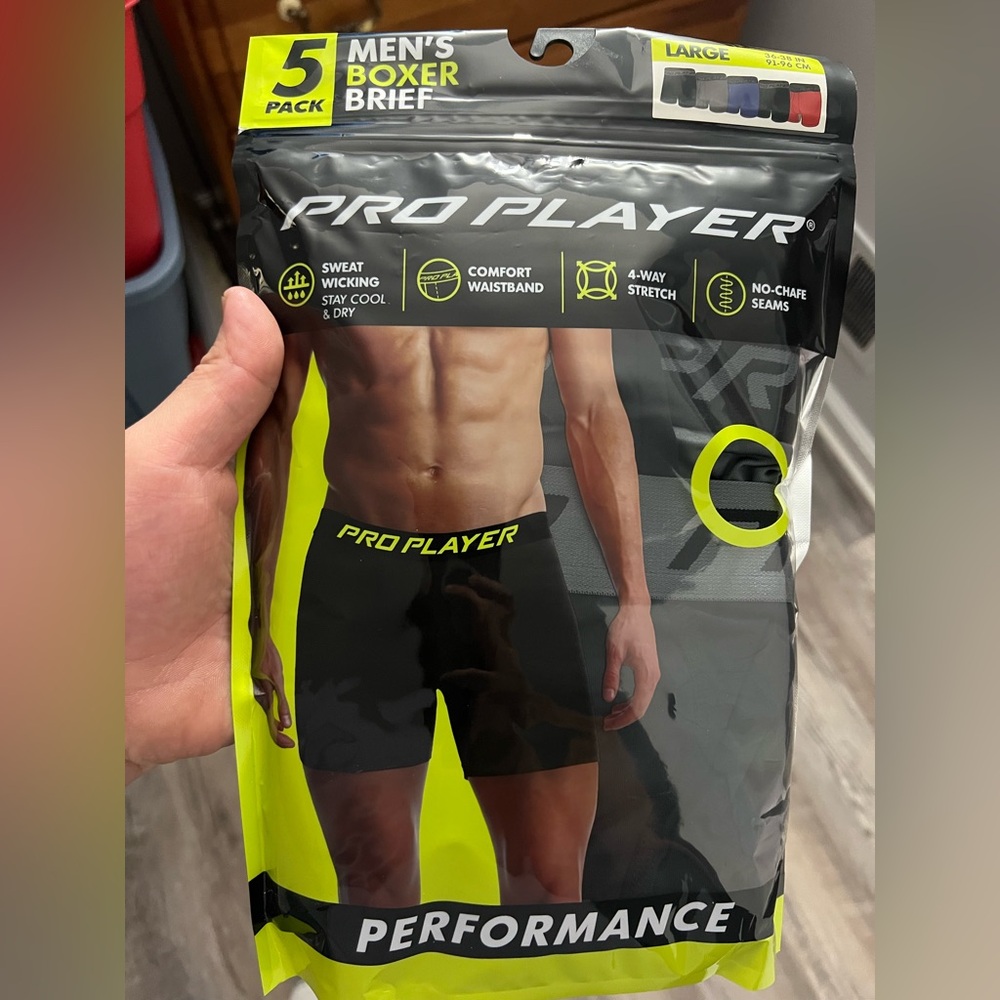 Pro player gray and black boxerbriefs size Large